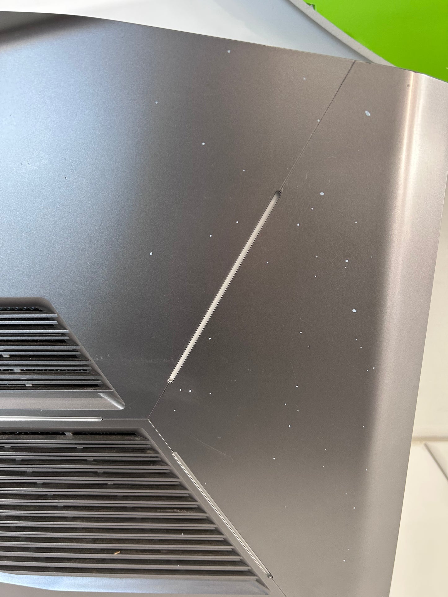 Alienware Aurora R7 Core i5-8400 2.80GHz 16GB RAM 500GB SSD 2TB HDD GTX 1070 TI