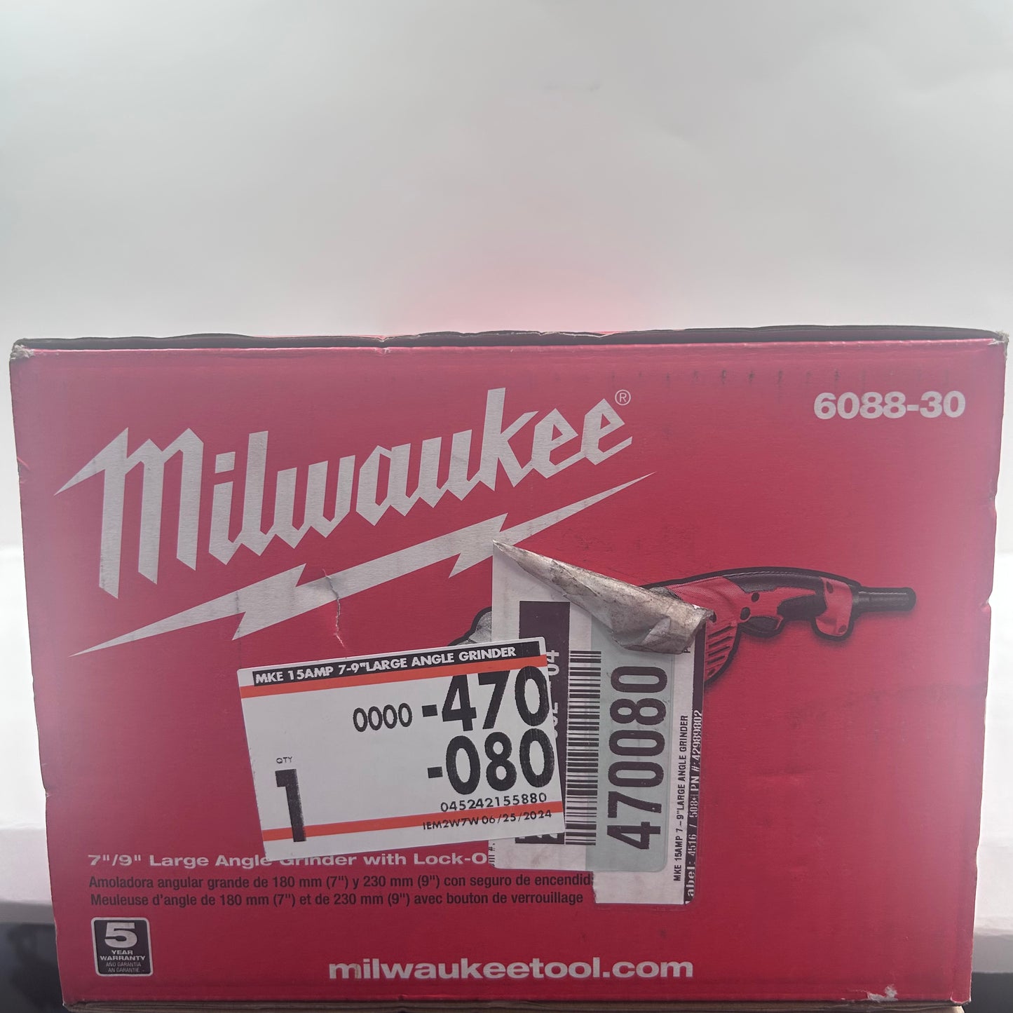 New Milwaukee 6088-30 15AMP Large Angle Grinder