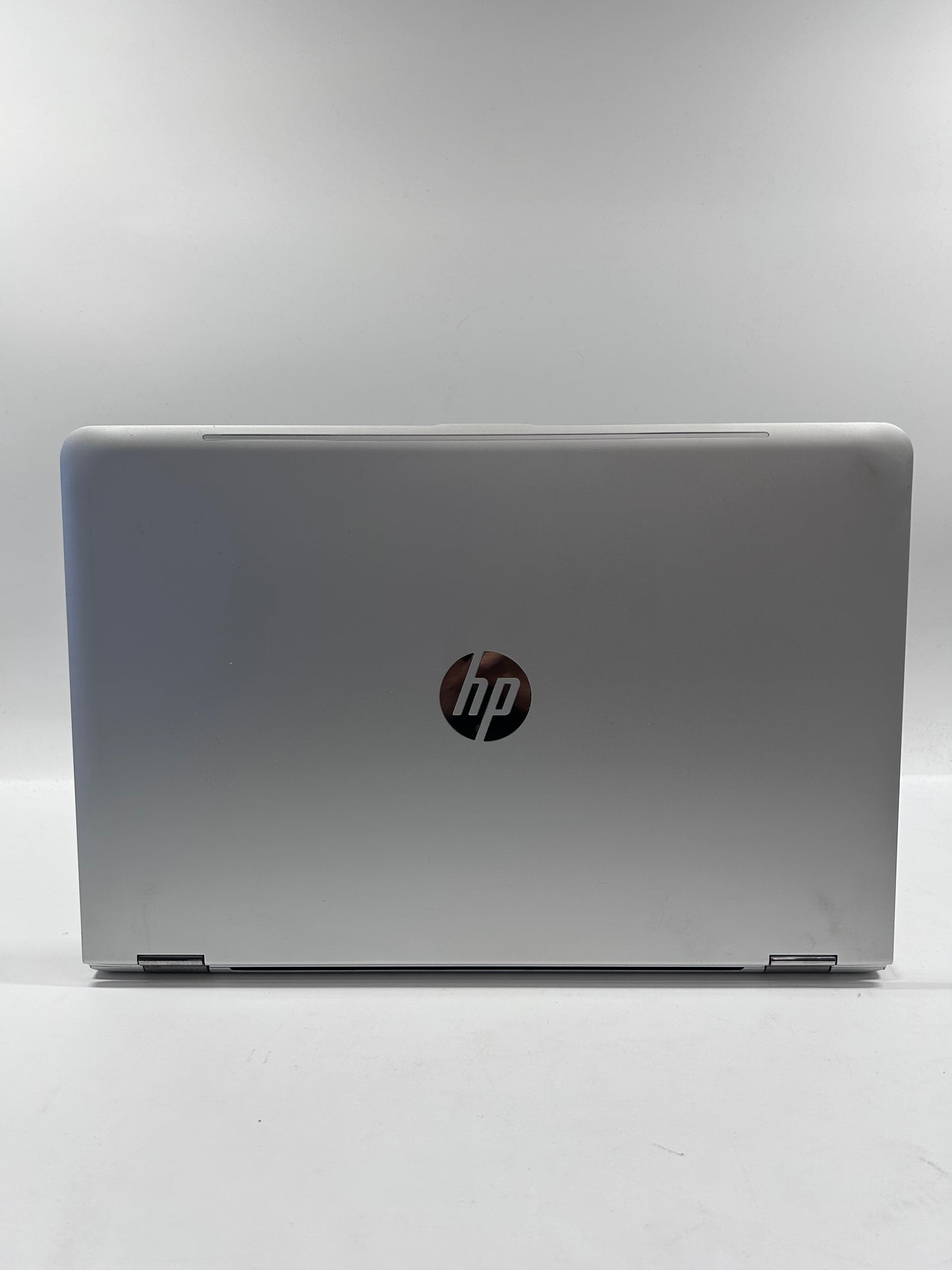 HP Envy x360 15-aq273cl 15.6" i7-8550U 1.9GHz 8GB RAM 512GB HDD