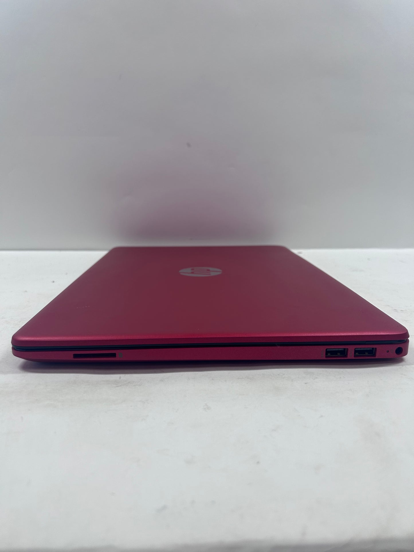 HP Laptop 15-dw0083wm 15" Intel Pentium 1.1GHz 4GB RAM 128GB SSD