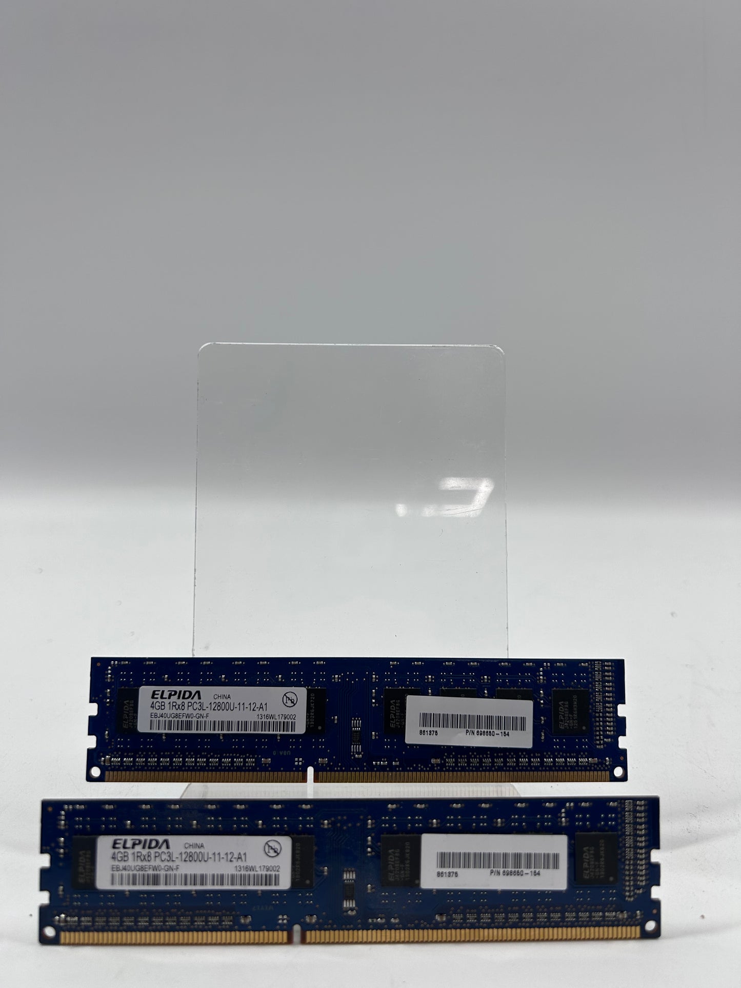 2x Elpida EBJ40UG8EFW0-GN-F 8GB (2x4GB) RAM DDR3 1Rx8