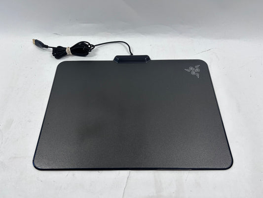 Razer Firefly RGB Hard Mouse Mat RZ02-0135