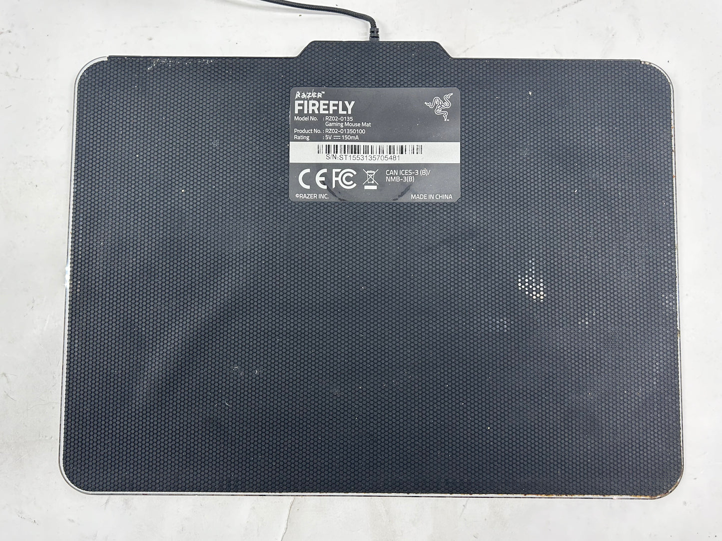 Razer Firefly RGB Hard Mouse Mat RZ02-0135