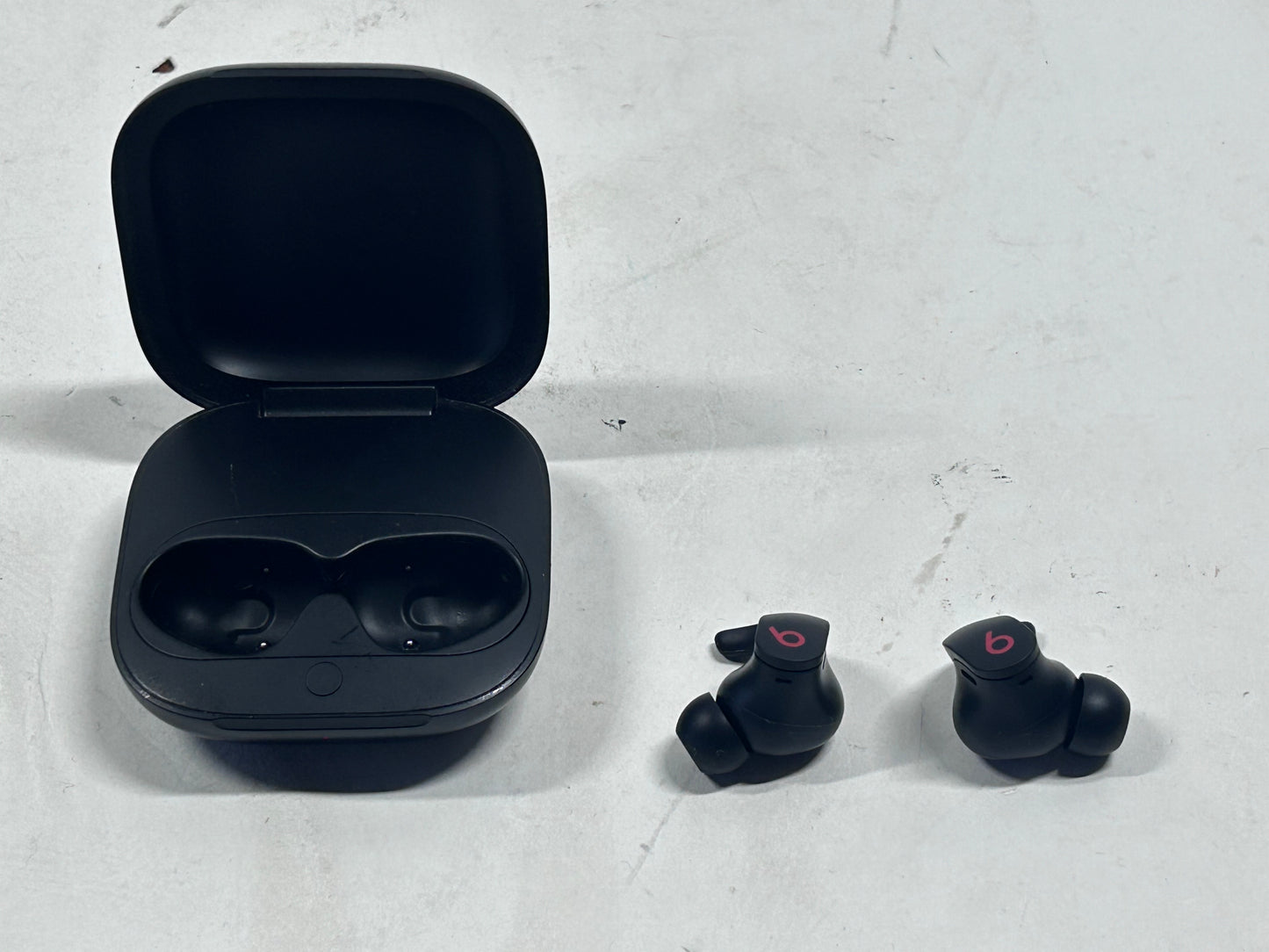 Beats Fit Pro Wireless Earbuds  Black A2577