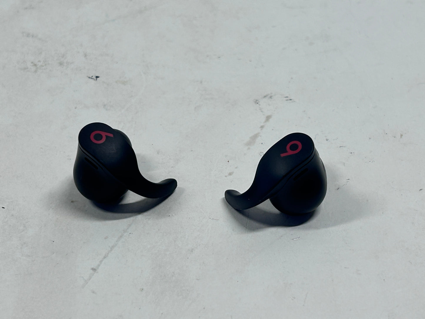 Beats Fit Pro Wireless Earbuds  Black A2577