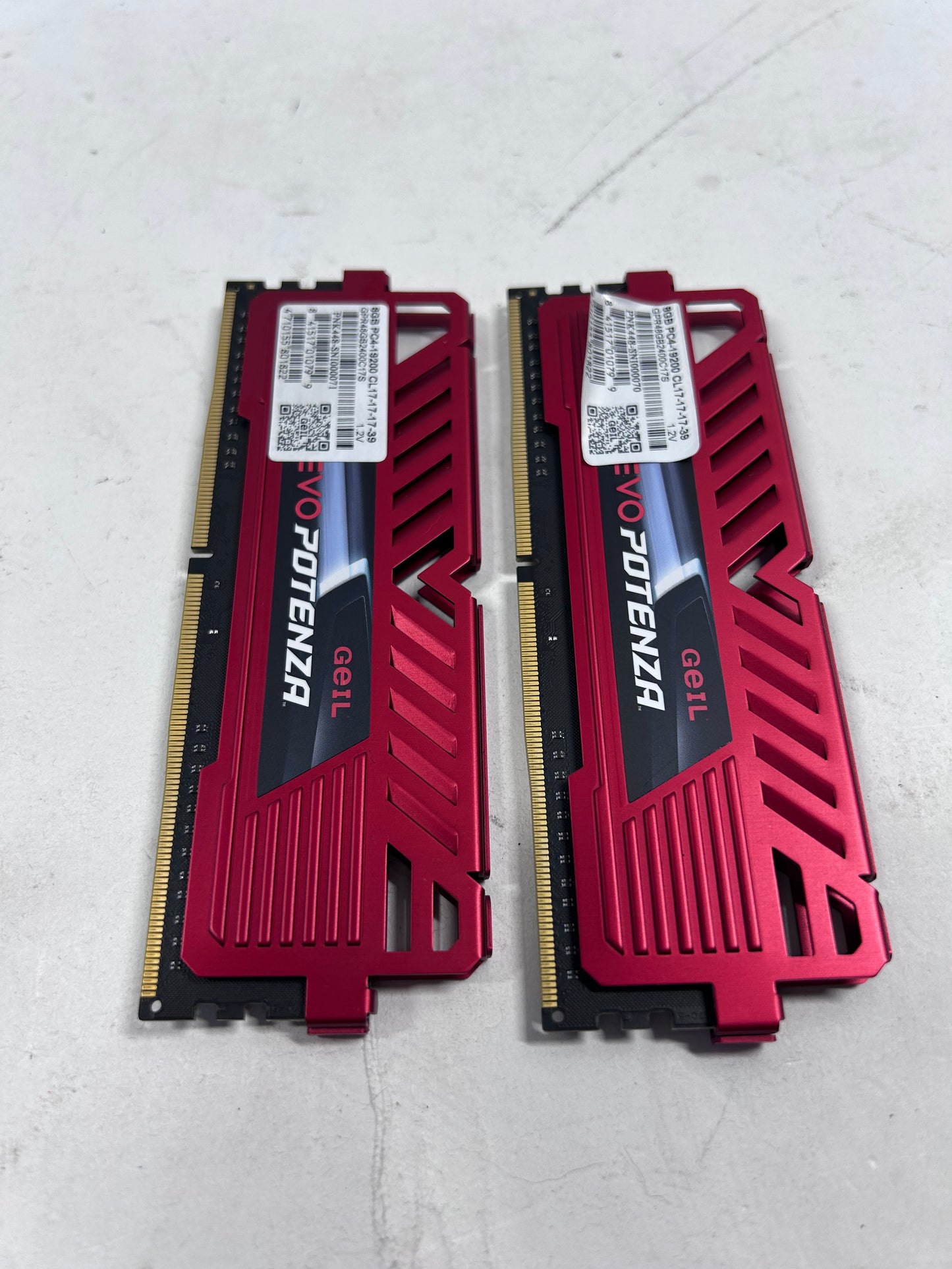 GeIL EVO Potenza 16GB (2x8GB) DDR4 2400MHz GPR48GB2400C17S