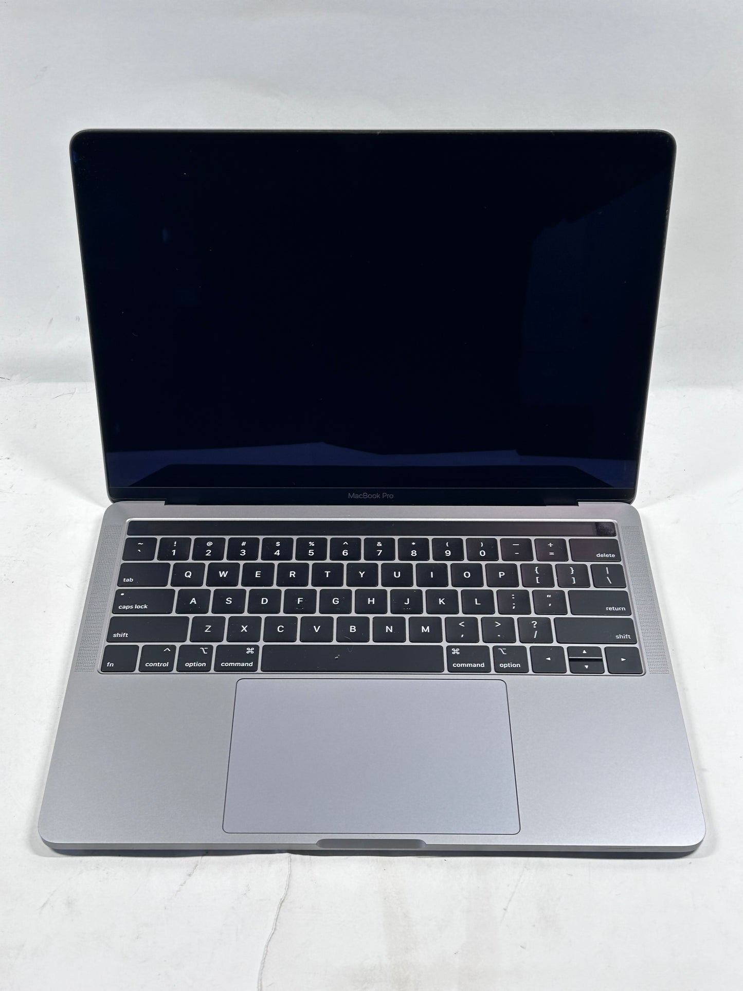 2019 Apple MacBook Pro 13" i5 1.4GHz 8GB RAM 256GB SSD Space Gray A2159