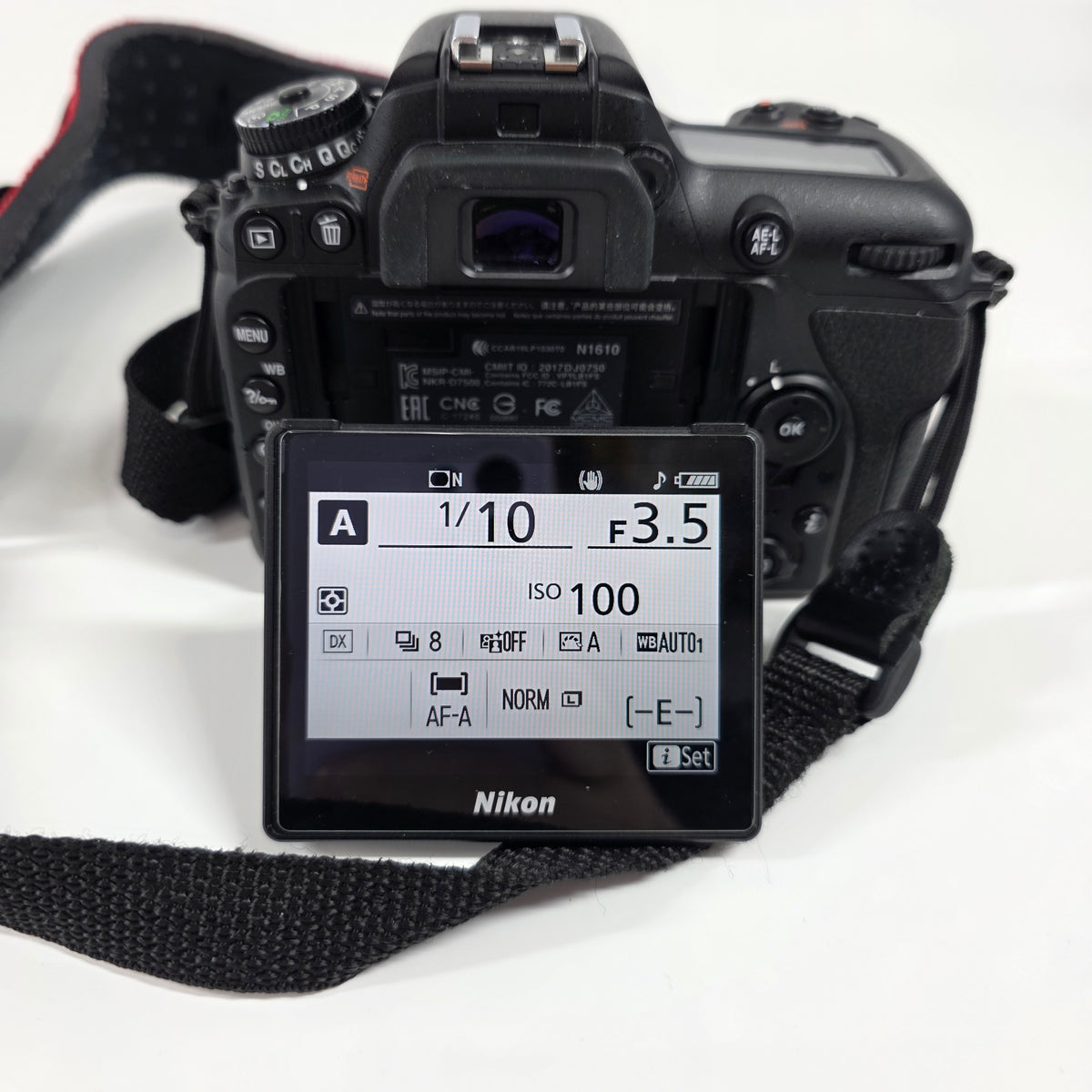 Nikon D7500 20.9MP Digital SLR DSLR Camera 3167 Shutter Count