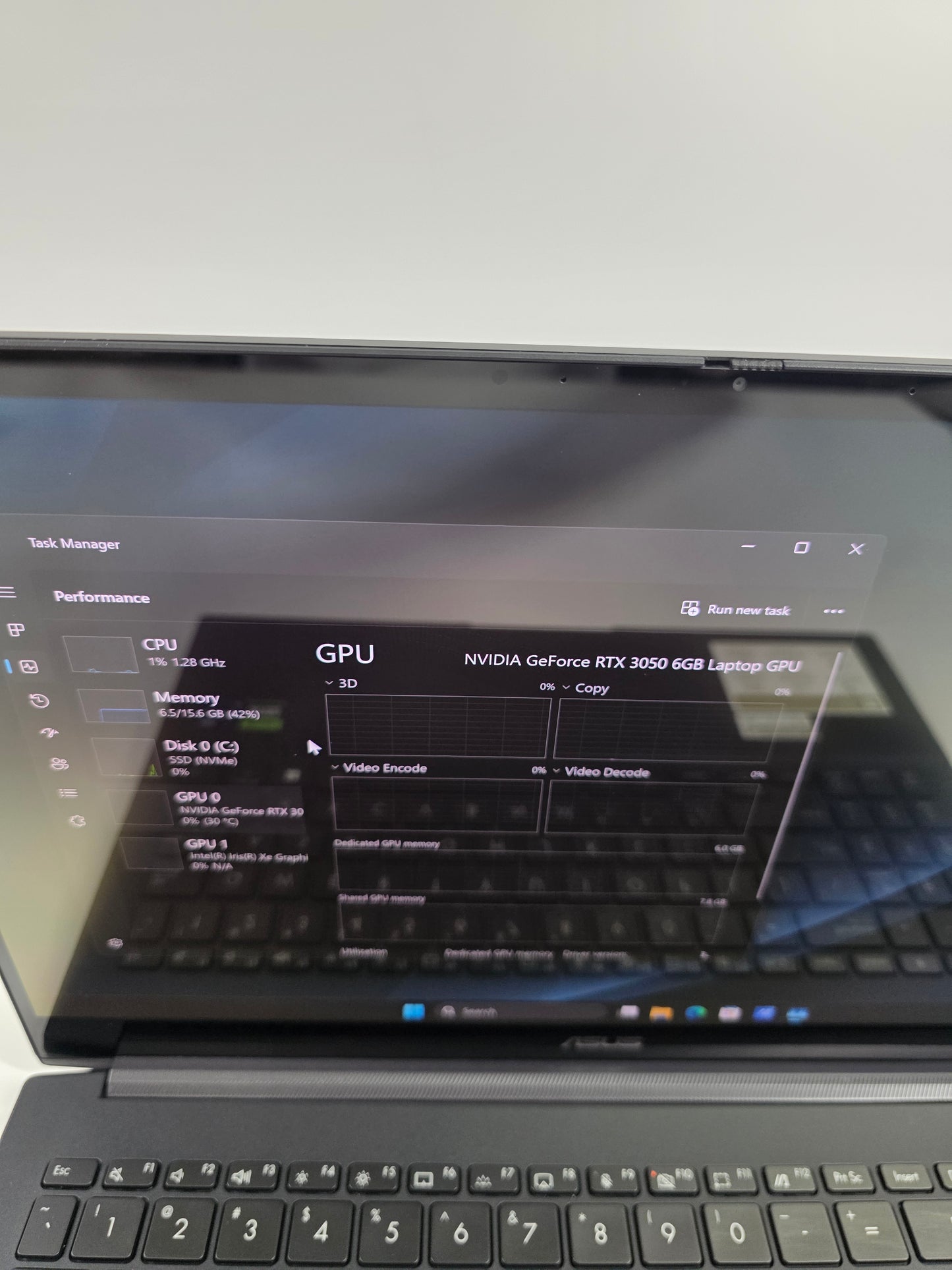 Asus Creator Laptop Q OLED Q540V 14" i9-13900H 16GB RAM 1TB SSD RTX 3050