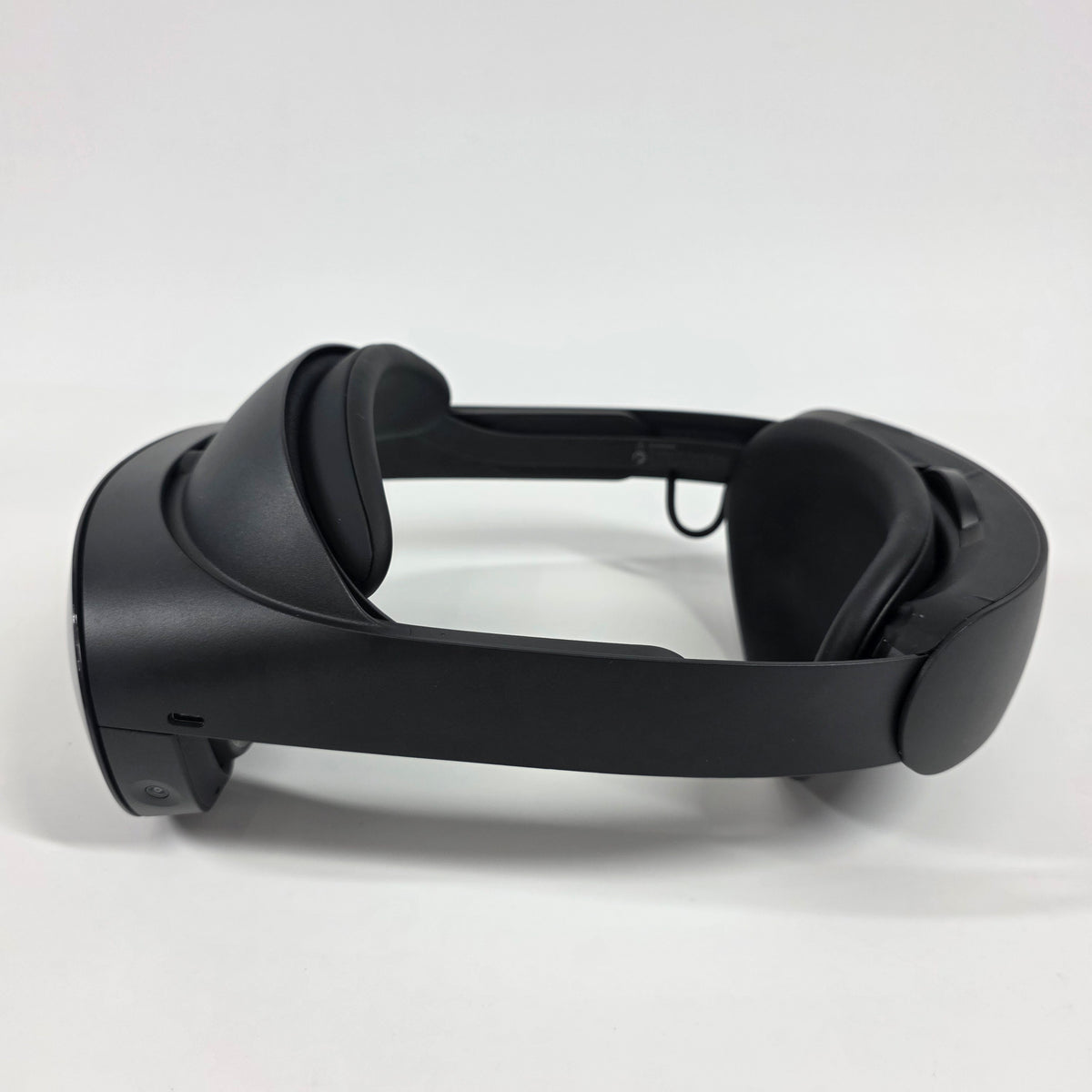 Meta Quest Pro 256GB Standalone All-in-One VR Headset DK94EC