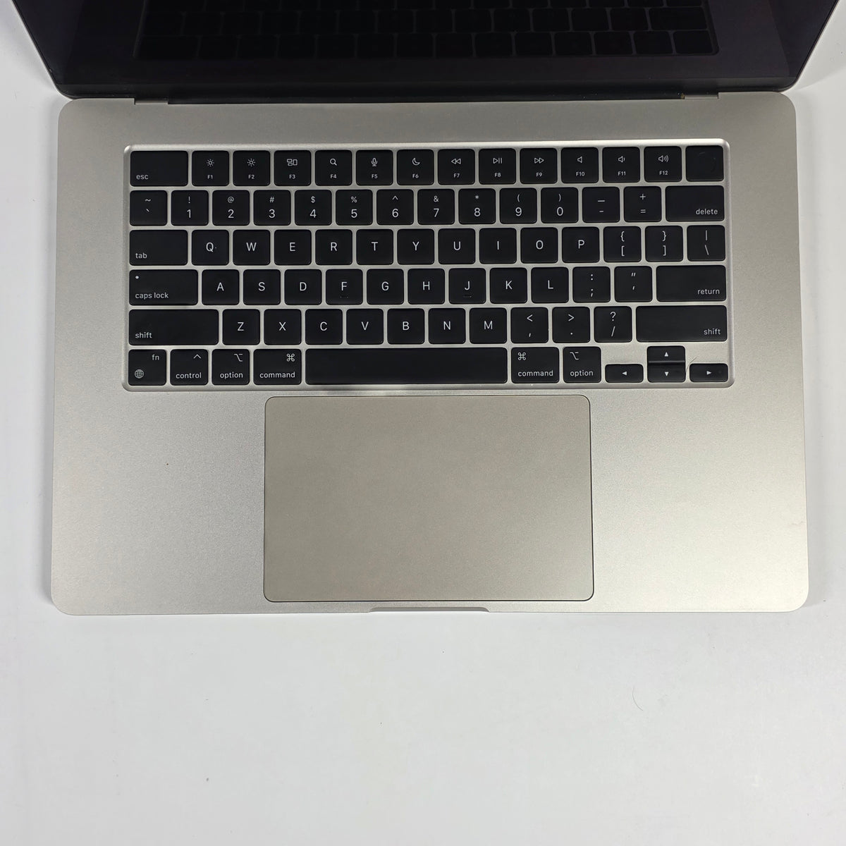 2024 Apple MacBook Air 15" M3 10C GPU 4.0GHz 8GB RAM 256GB SSD A3114