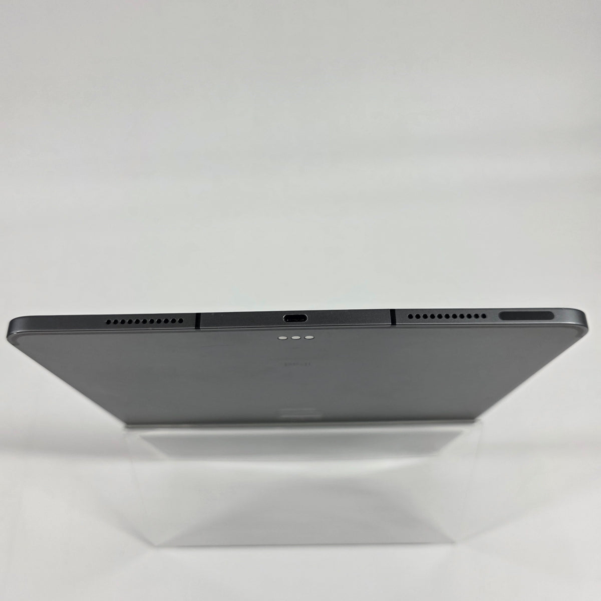WiFi Only Apple iPad Pro 12.9" 5th Gen 256GB Space Gray MHNW3LL/A