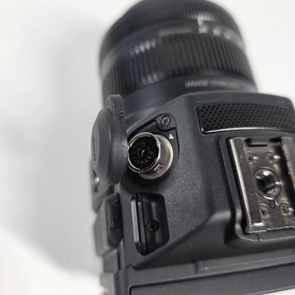 Canon xc15 4K 12MP Cinema Camcorder n/a Shutter Count No Charger