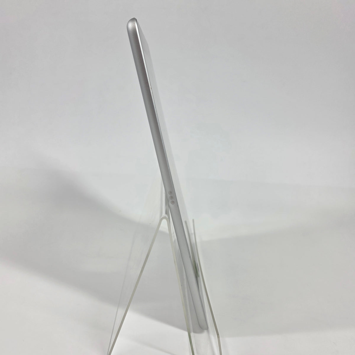 Apple iPad 9th Gen 64GB Space Gray MK673LL/A