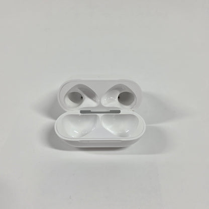 Apple AirPods 5th Gen with Charging Case A3530 A3532 a3531 MKFW4LL/A