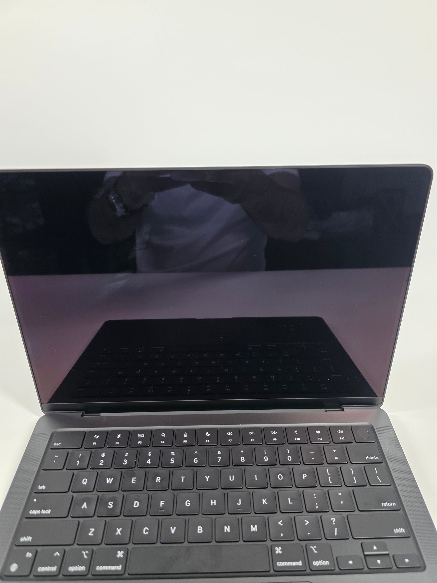 2024 Apple MacBook Pro 14" M4 Pro 20C GPU 4.5GHz 24GB RAM 1TB SSD MX2J3LL/A