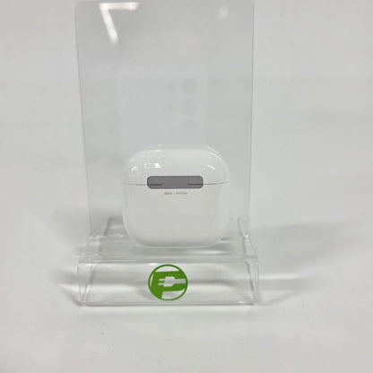 Apple AirPods 5th Gen with Charging Case A3530 A3532 a3531 MKFW4LL/A