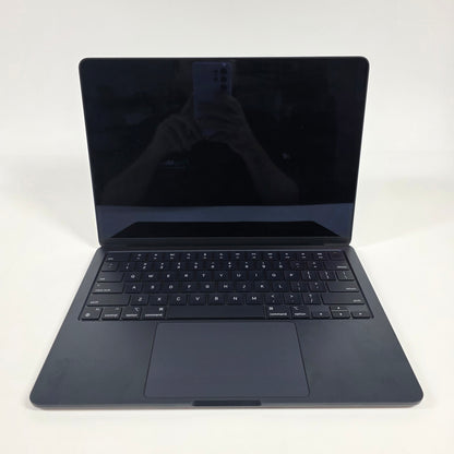 2022 Apple MacBook Air 13.6" M2 8C GPU 3.5GHz 8GB RAM 256GB SSD MLY33LL/A