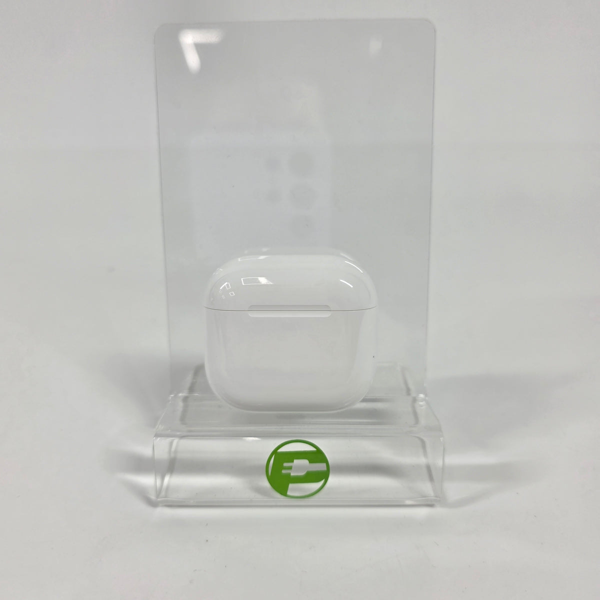 Apple AirPods 5th Gen with Charging Case A3530 A3532 a3531 MKFW4LL/A