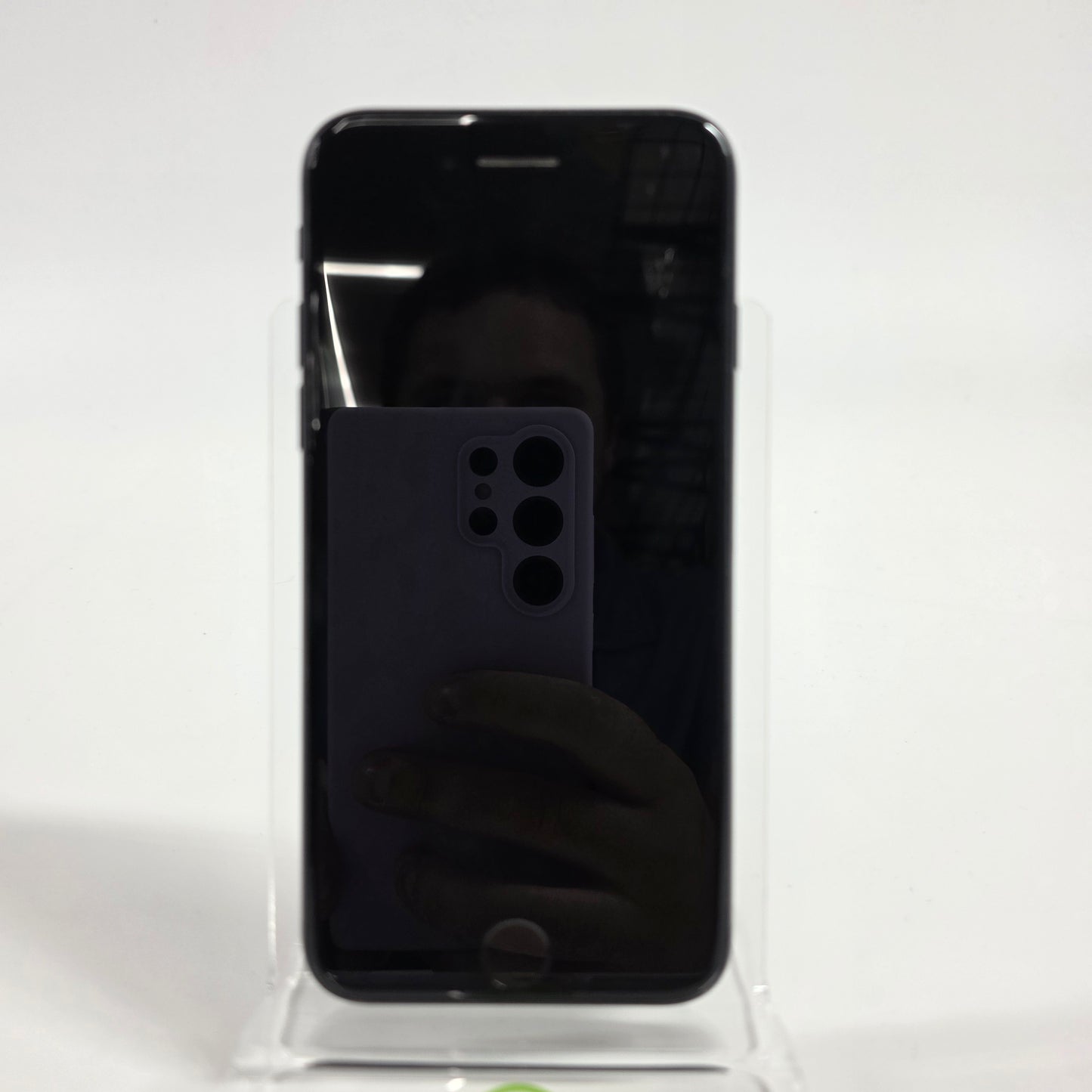 Factory Unlocked Apple iPhone SE 3rd Gen 64GB Midnight MMX53LL/A